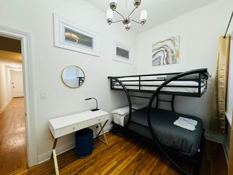 Broadway Bliss Apartment in Upper West Side