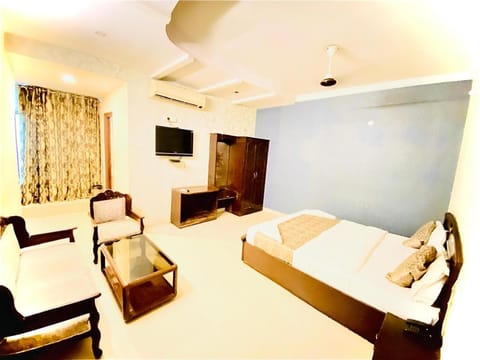 New Hotel Pride Banjara Hotel in Hyderabad