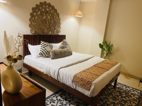 Wildflower 2Bedroom Boho Penthouse New Delhi Apartment in New Delhi