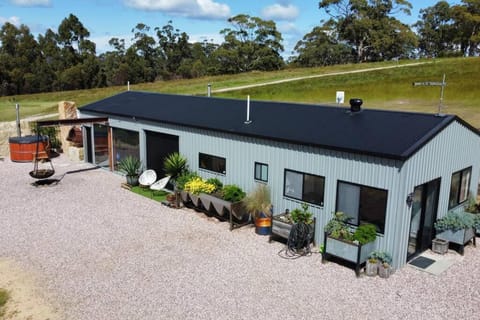 Humbug Views - Bunk House & Hot Tub! House in St Helens