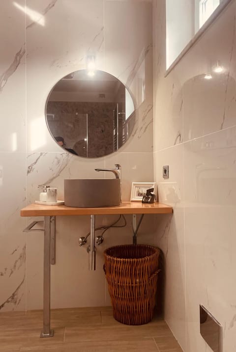 Ca del Gno Apartment in Carrara