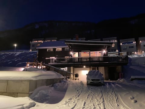 Storbakkvegen Panorama House in Tromso