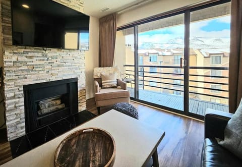 Top floor 2bd Apartment House in Park City