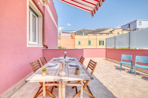 Balcony/Terrace, Dining area