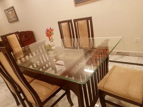 3 bed luxury apartment Apartment in Lahore