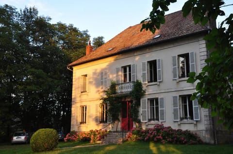 Emma home in Vitreux, France Apartment in Jura