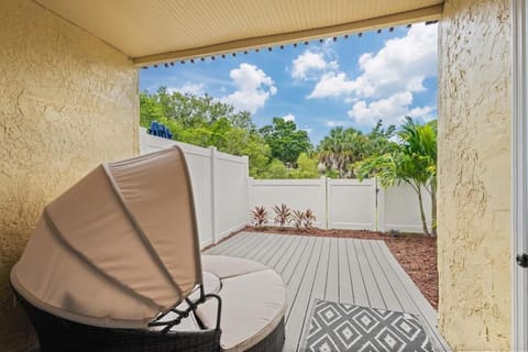 Patio, Garden view