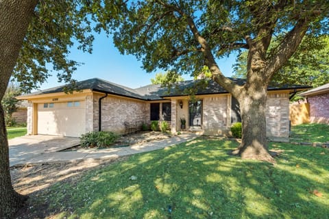 Cowboy Chic House in North Richland Hills