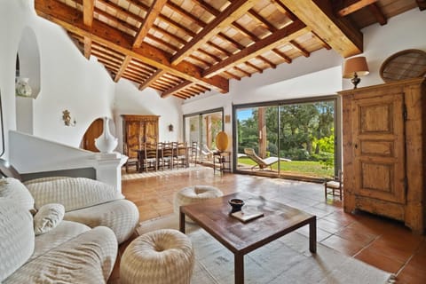 Entire Villa 5 bedrooms Grimaud House in Grimaud