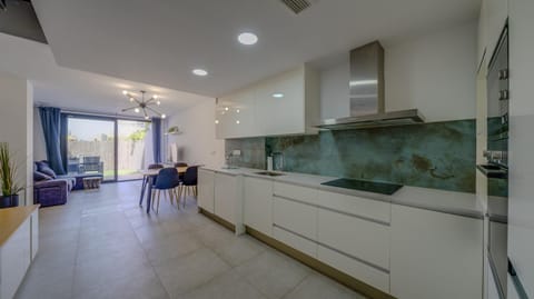 Alon Bay Duplex House in Marina Baixa