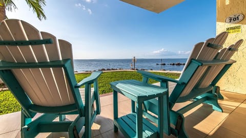 Bayfront Townhome with Boat Slip, Pool and Beach townhouse Maison in Plantation Key