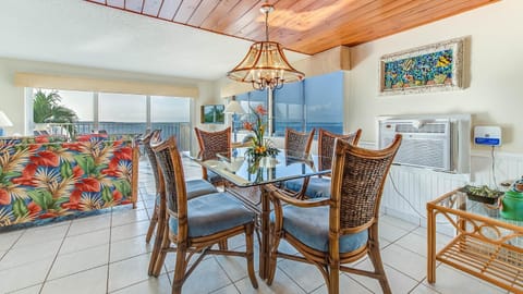 Bayfront Townhome with Boat Slip, Pool and Beach townhouse Maison in Plantation Key