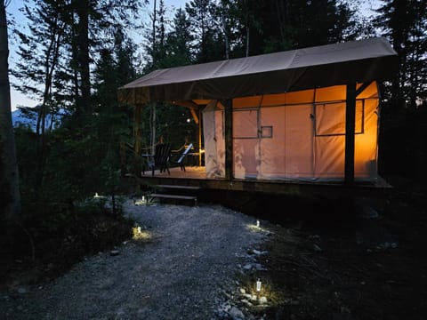 Zest Campers Ltd Luxury tent in Columbia-Shuswap A