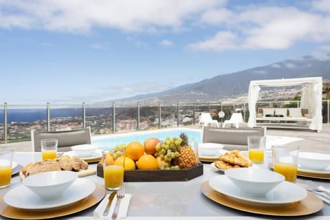 Natural landscape, View (from property/room), Pool view, Sea view, Swimming pool