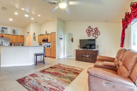 3 Mi to Aquatic Center Family Home in North Port! House in North Port