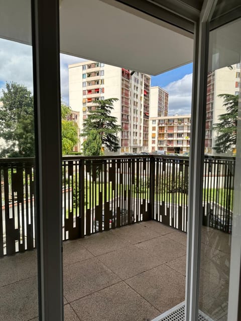 Patio, View (from property/room), Balcony/Terrace