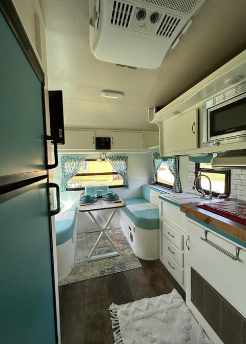 Blue Diamond RV at Diamond Glamping Campo de acampamento/
Resort para trailers in Pike County