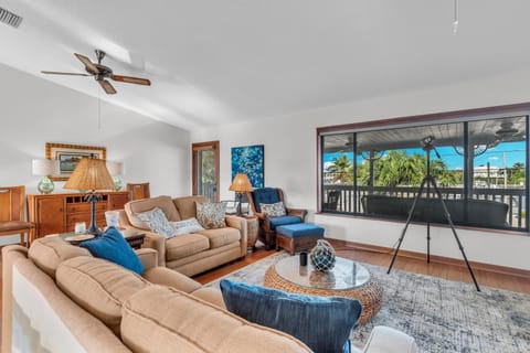 Beautiful Water Views from every room in the House home Maison in Plantation Key