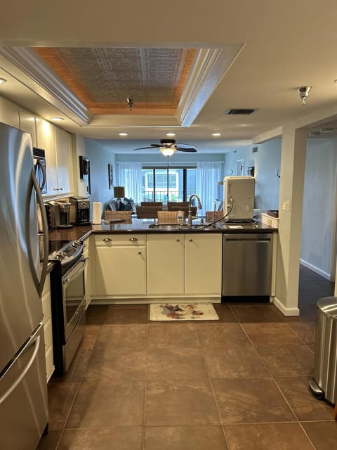 This condo is located in one of Islamorada's most prestigious condo complexes, condo Wohnung in Upper Matecumbe Key