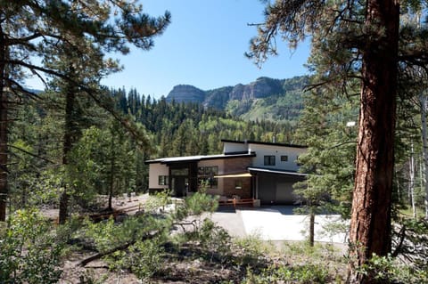 30 Aspen Circle House in La Plata County