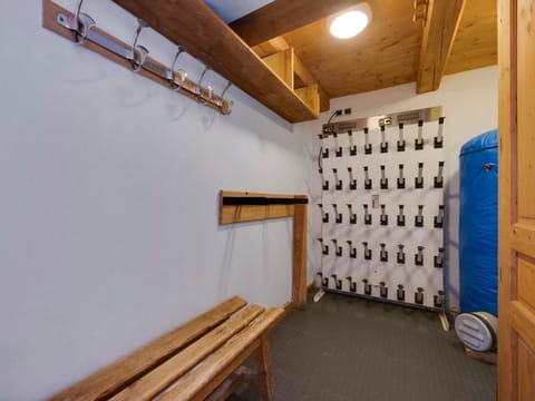 Chalet spacieux à La Rosière avec hammam et jacuzzi pour 15 personnes - FR-1-690-25 Chalet in Montvalezan