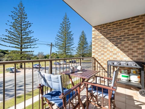 Patio, Day, View (from property/room), Balcony/Terrace, Parking