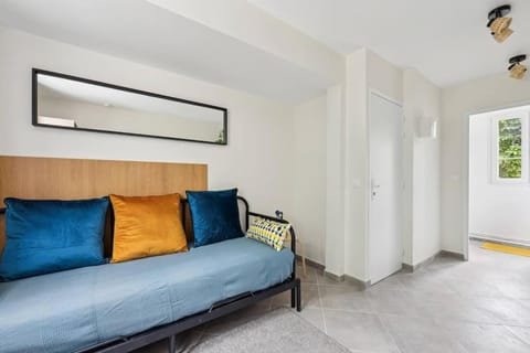 A Deux Pas de la Gare #2- Tout Confort avec Wifi Apartment in Chelles