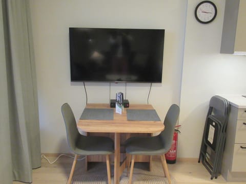 TV and multimedia, Dining area