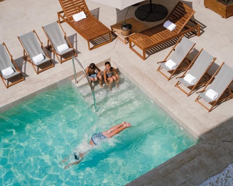 Pool view, Swimming pool, sunbed