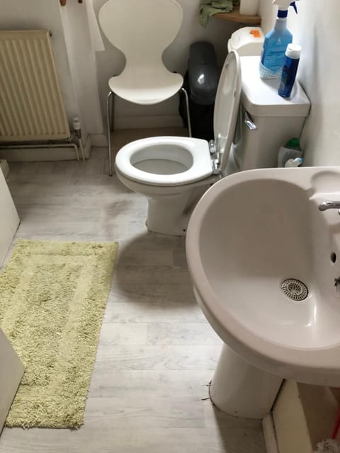 Toilet, Bathroom