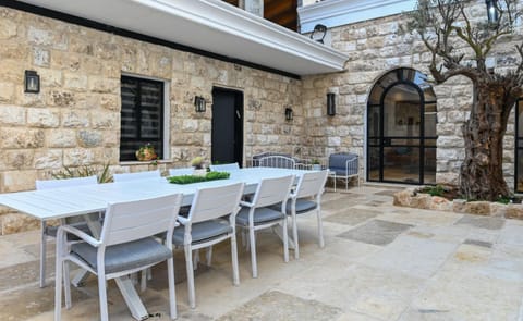 Property building, Dining area