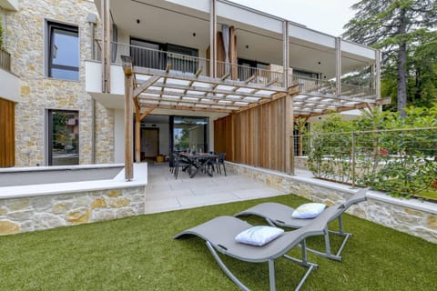 Patio, Garden, Garden view