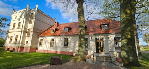 Property building, Garden