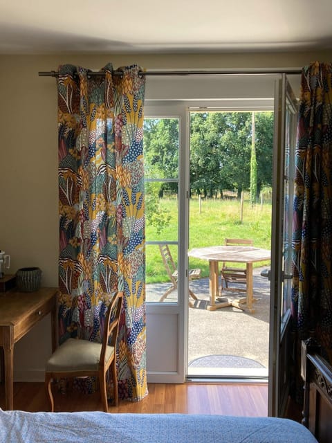 Garden, Bedroom, Garden view