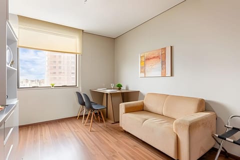 Flat espaçoso c/copa localização privilegiada 1701 Apartment in Osasco