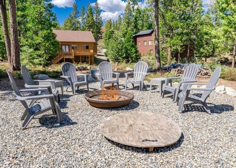 Leopard Lilly Lodge 2 Master Suites Ac House in Shaver Lake