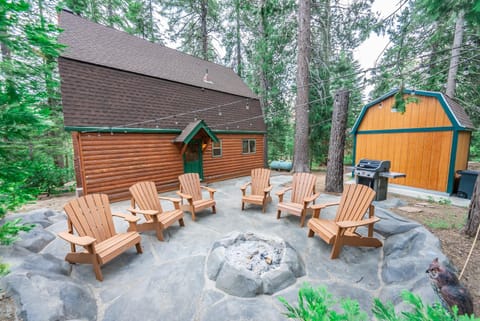 The Stew Cabin-quintessential Cabin In The Woods! House in Shaver Lake