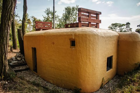 Vojenský bunker B Luxury tent in Bratislava