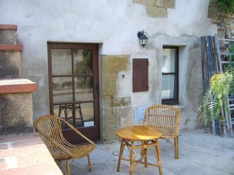 'La Petita' Cruilles Costa Brava Chic Welcoming Cottage Medieval Village House in Baix Empordà