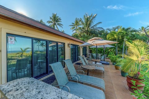 Kihei Ocean Front Hale - Private Home w/ Dramatic Ocean Views House in Kihei