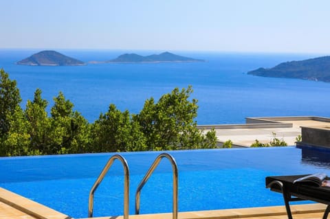 Pool view, Sea view, Swimming pool