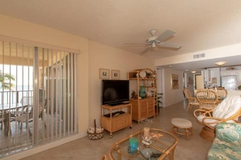 Beautiful condo with panoramic views of the Atlantic Ocean, condo Apartamento in Upper Matecumbe Key