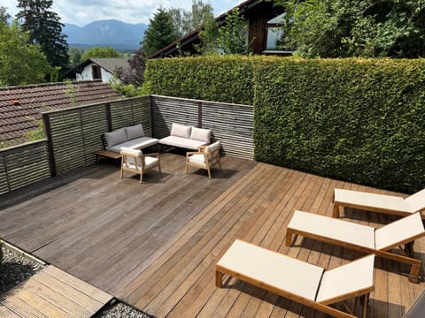 Patio, Spring, Day, Natural landscape, View (from property/room), Balcony/Terrace, Mountain view