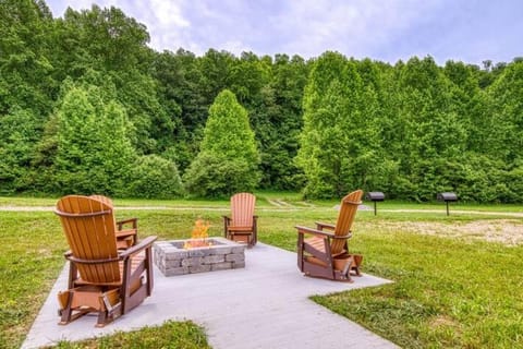 Tranquility Cottage Haus in Jenkins Mill