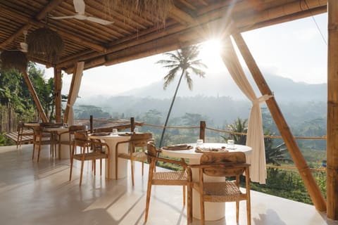 Restaurant/places to eat, Day, Natural landscape, View (from property/room), Seating area, Dining area, Mountain view