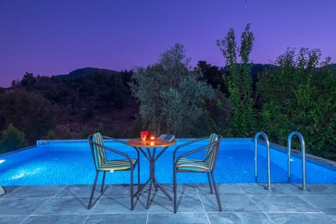 Villa Rose Garden with Private Pool And Jacuzzi Villa in Fethiye