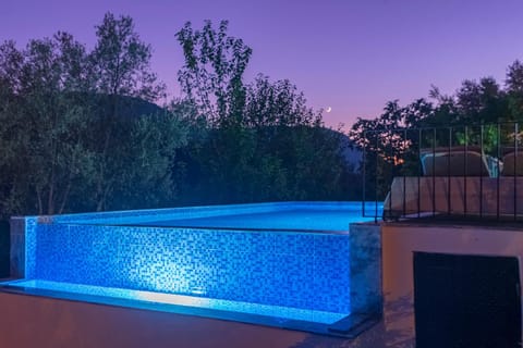 Villa Rose Garden with Private Pool And Jacuzzi Villa in Fethiye