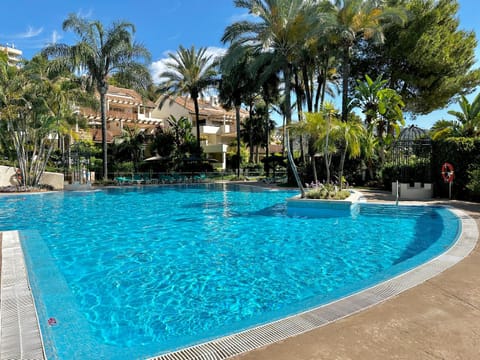 Golf Gardens Luxury Rio Real - EaW Homes Apartment in Marbella