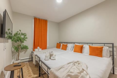 By EWR Airport & NYC Sleeps 6, 2 Queen bed Wohnung in Bloomfield