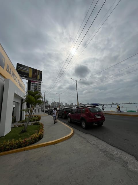 Salinas , Hermosa Casa cerca del Malecon Villa in Salinas